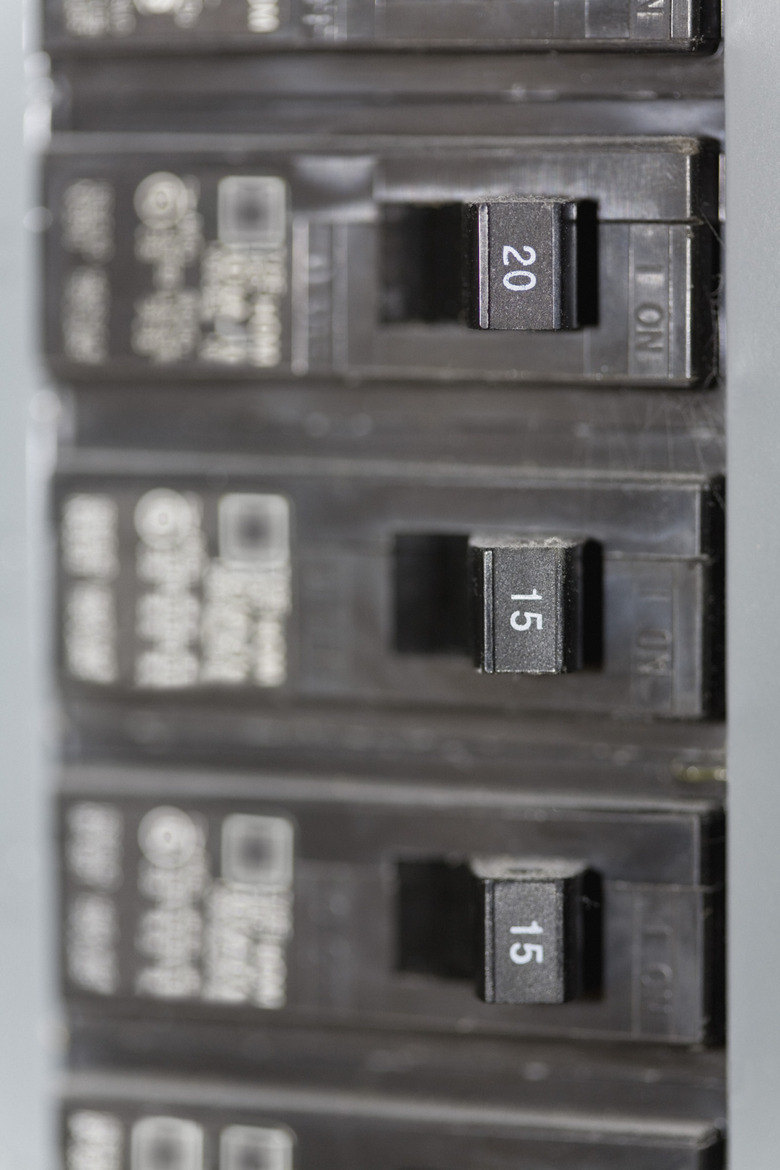 Circuit breaker switches