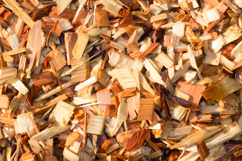 Wet Cedar Garden Wood Chips